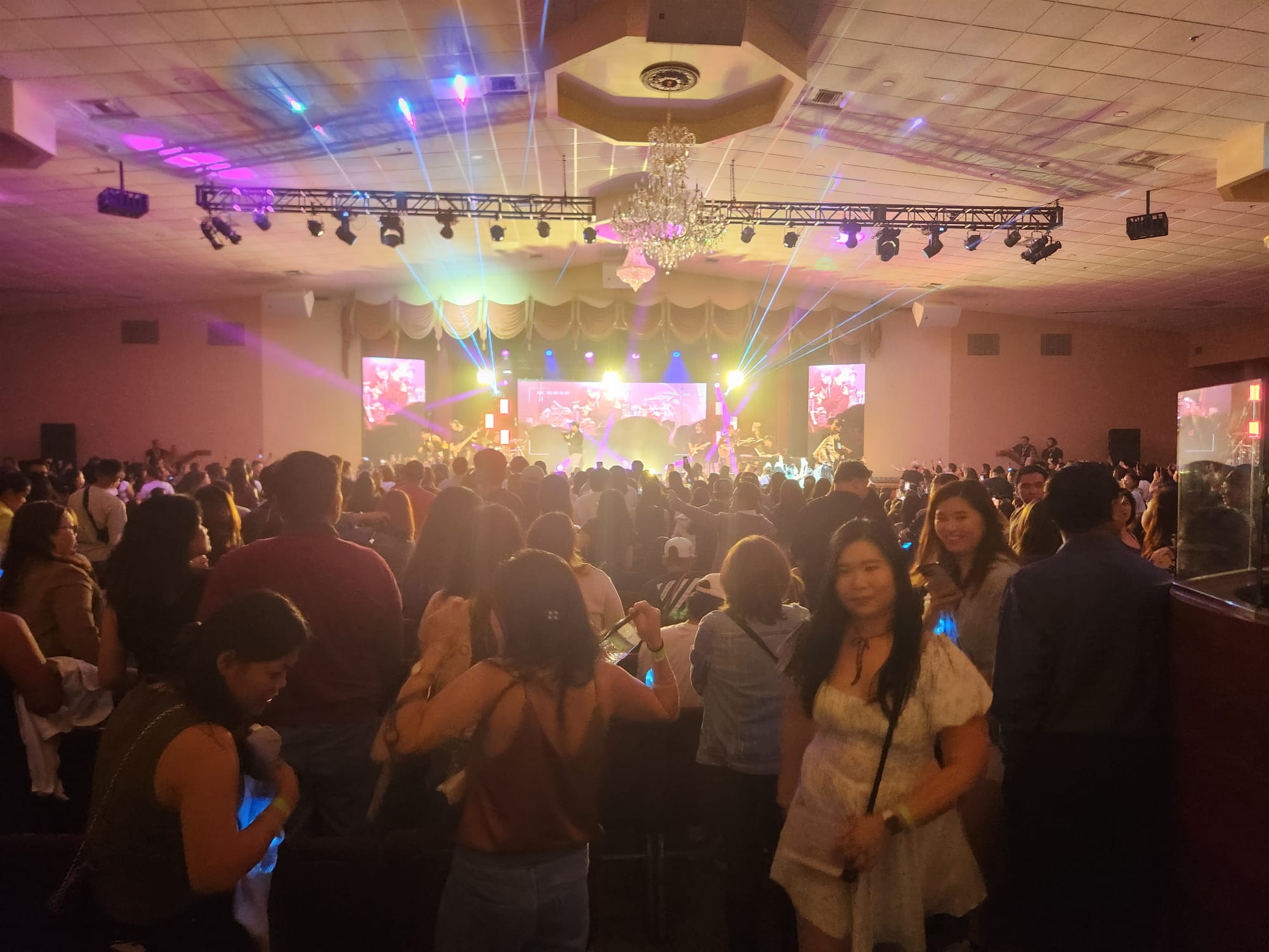 imtc-center-hall7.jpeg